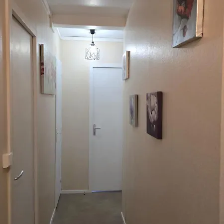Bourg De La Vallee Du Harvre Appartement