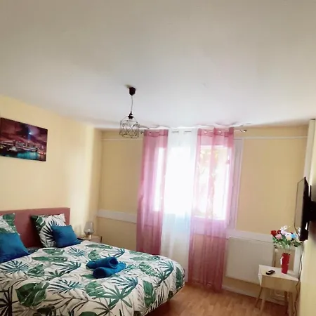 Bourg De La Vallee Du Harvre Appartement